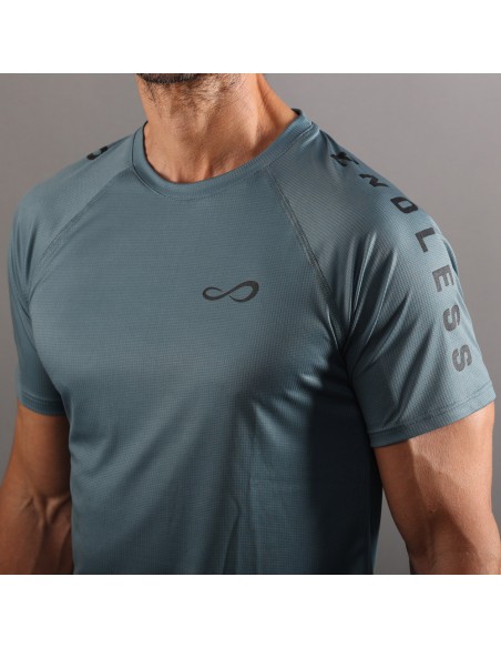 Camiseta Endless  Feisty Iconic Cypress