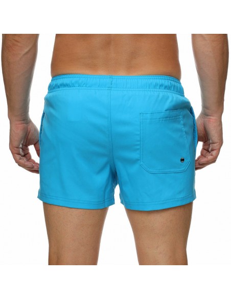 Sigue disfrutando del agua con el bañador corto de hombre de PUMA.