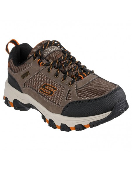 Zapatilla baja de Outdoor para HOMBRE SKECHERS SELMEN-CORMACK
