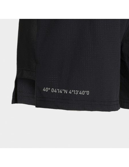 Pantalon corto negr0 R-City running Joma negro hombre